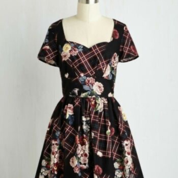 Modcloth Black Floral Plaid Midi Dress - Picture 1 of 6
